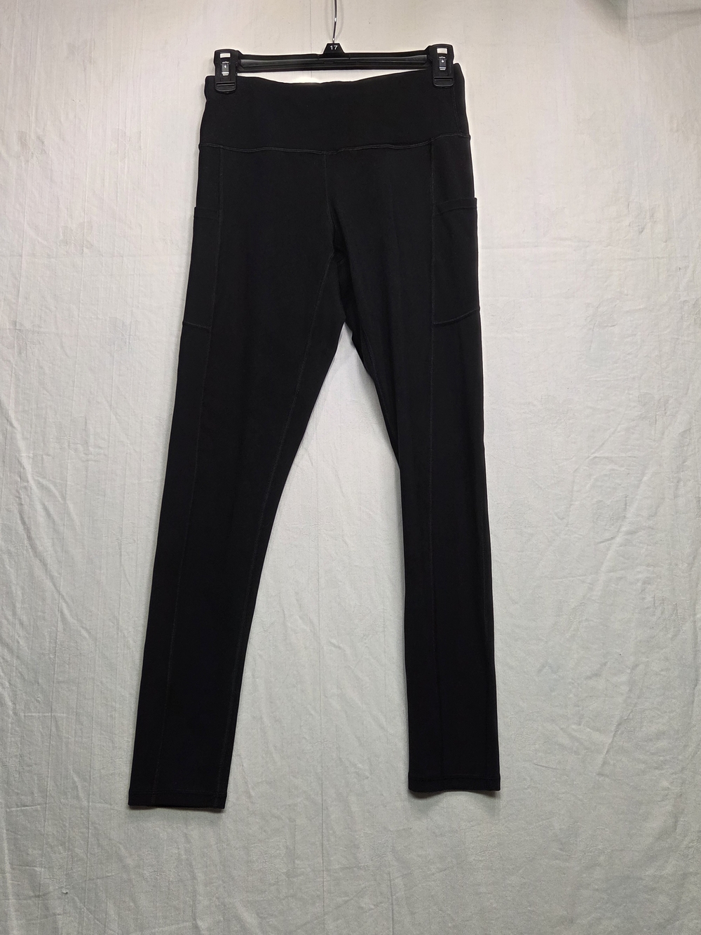 Iuga Black High-Waist Leggings with Side Pockets